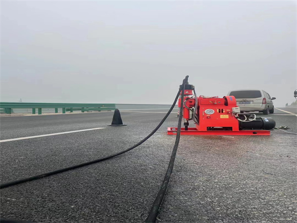 奉化马路路基路面开裂下沉注浆加固灌浆