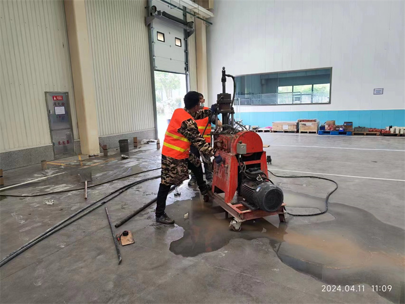 奉化厂房地面下沉塌陷注浆加固施工